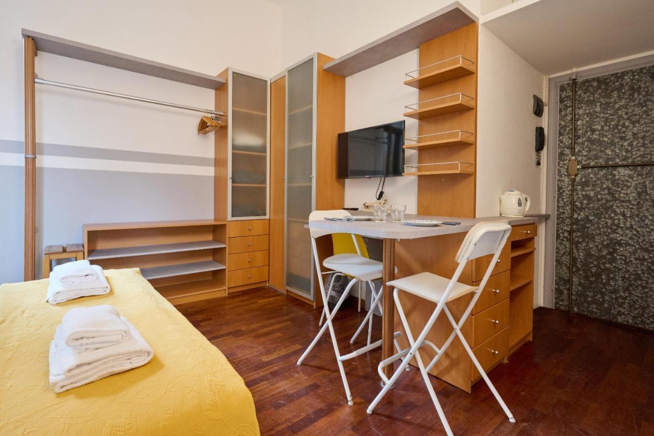 Artist Nadia'S Apartment In Porta Vercellina Milan Luaran gambar